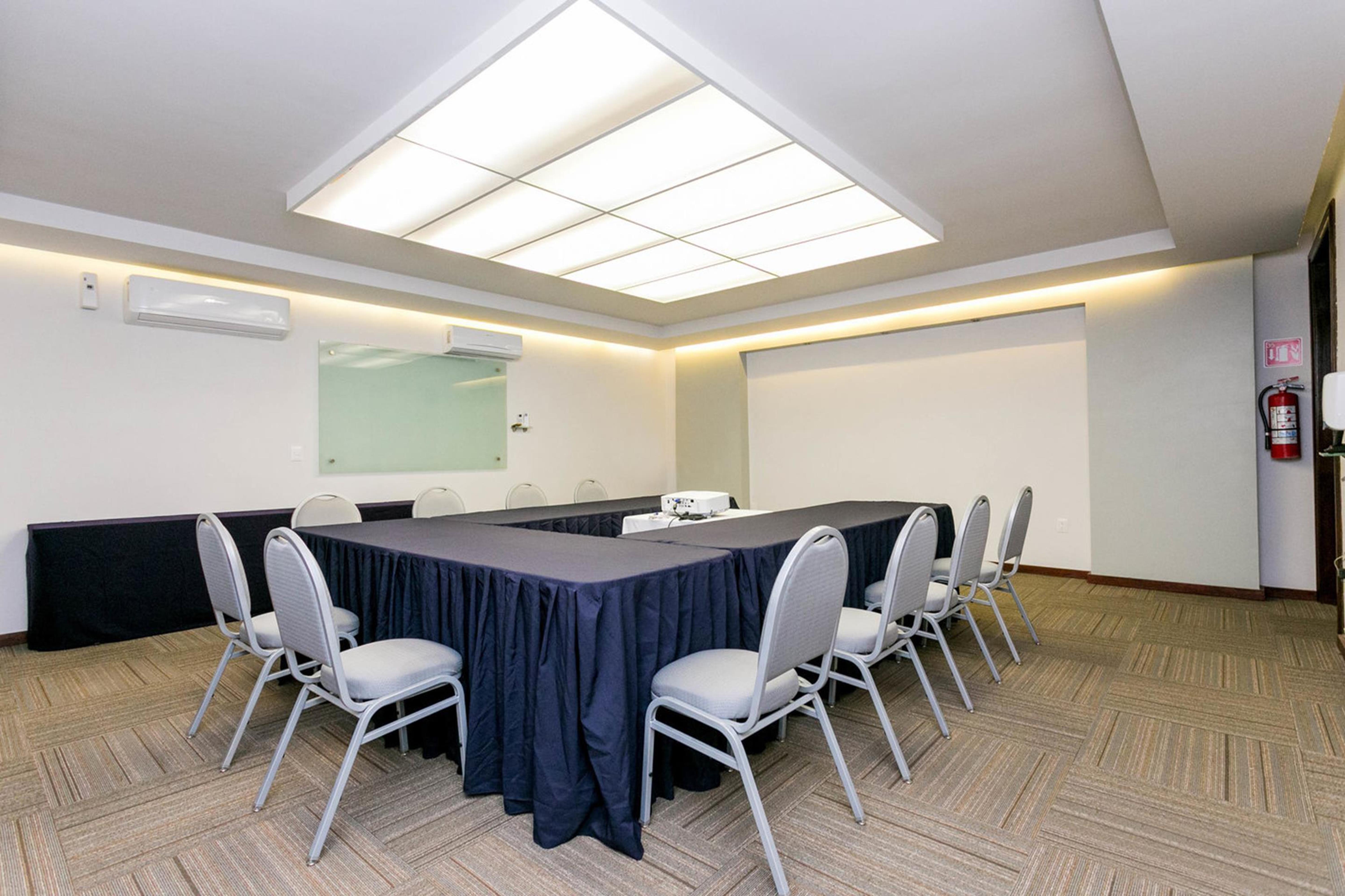 Real De Minas סאן מיגל דה אלנדה מראה חיצוני תמונה Meeting room