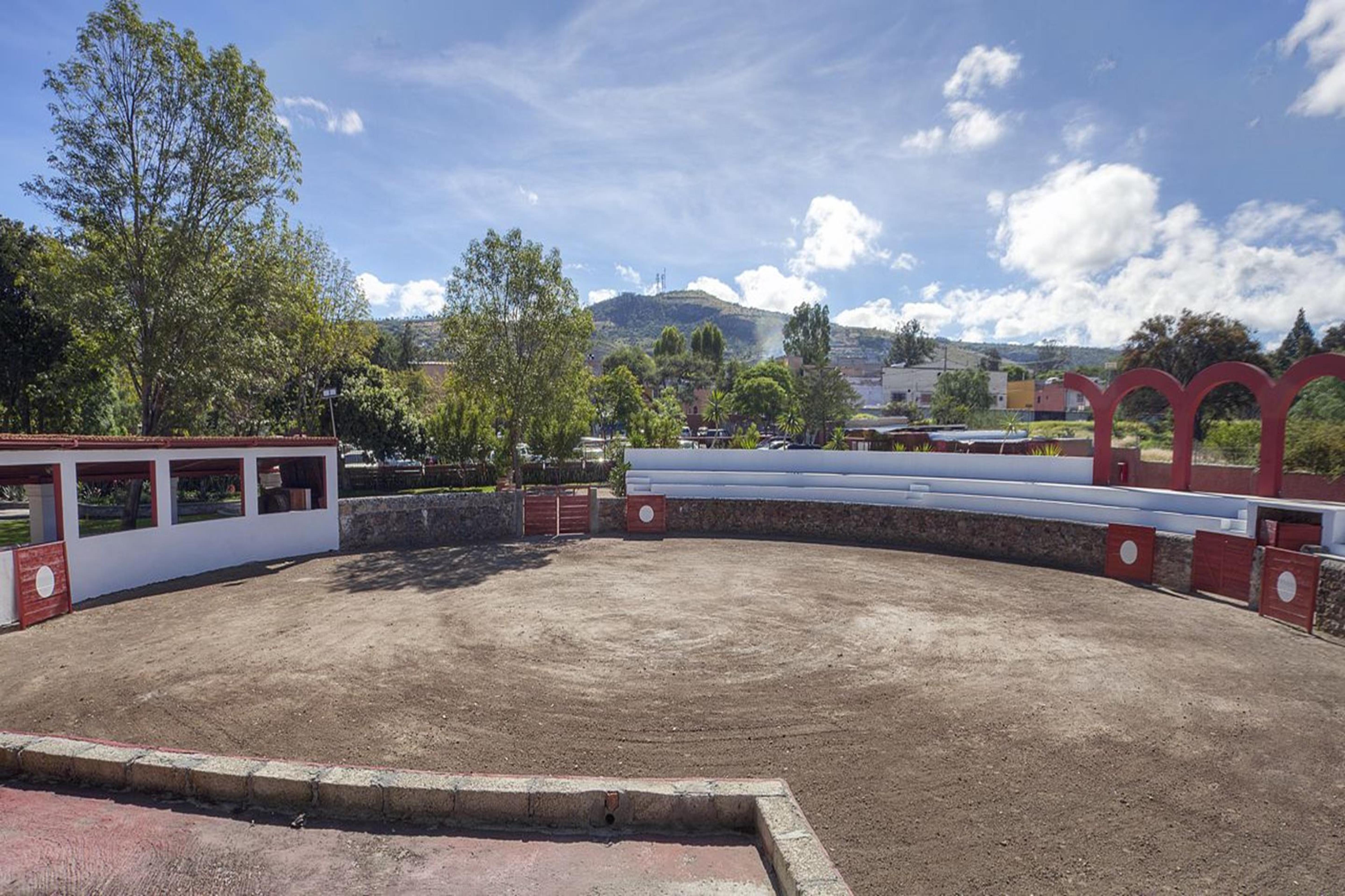 Real De Minas סאן מיגל דה אלנדה מראה חיצוני תמונה View of the main square in San Marcos