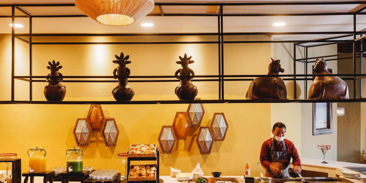 Real De Minas סאן מיגל דה אלנדה מראה חיצוני תמונה The interior of the restaurant